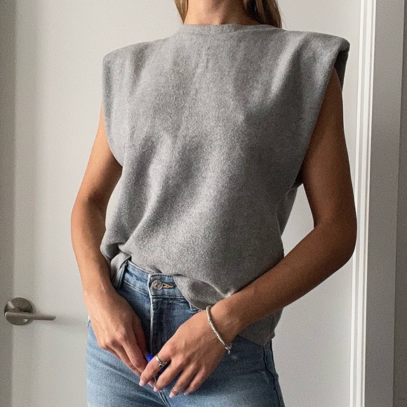 Zara Sweater Tank with Shoulder Pads - Picture 1 of 4